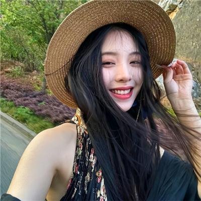 怕羞的黄莺